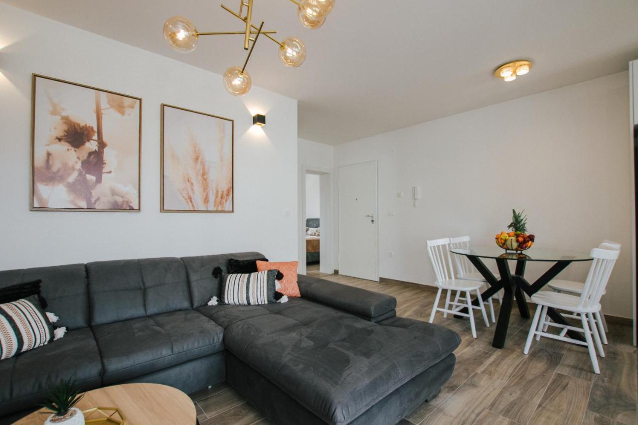 Luxury Apartments Marija Трогир Экстерьер фото